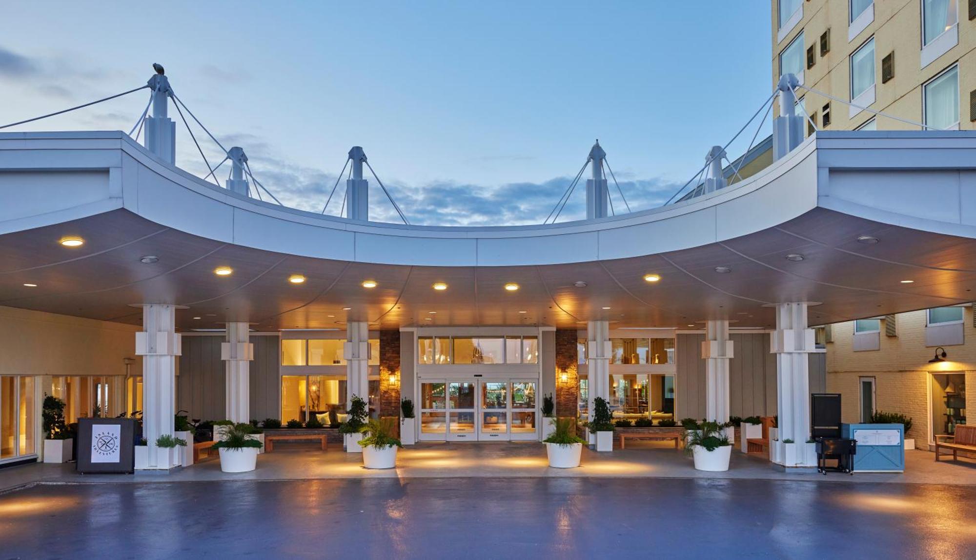 Newport Harbor Island Resort Luaran gambar