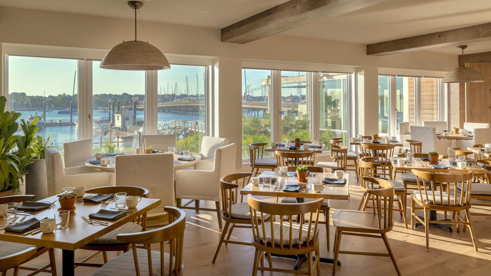 Newport Harbor Island Resort Luaran gambar