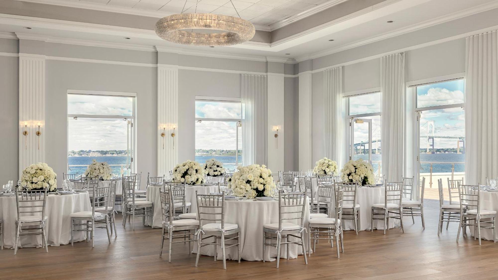 Newport Harbor Island Resort Luaran gambar